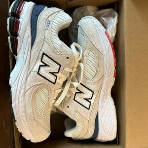 Kids New Balance 2002R